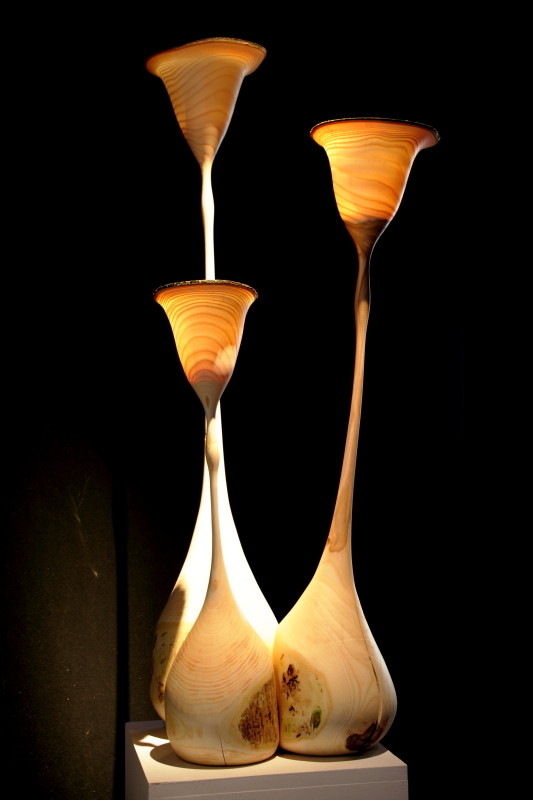 Lichtobjekte-Windlichter aus Holz